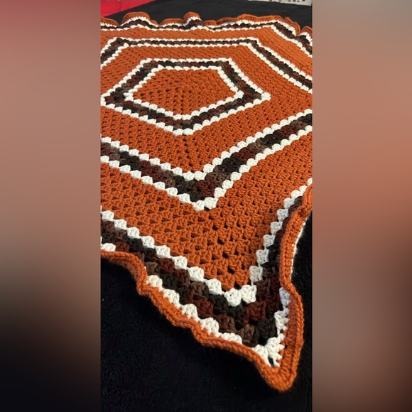Crocheted Pentagon Blanket/Baby Swaddle ♥️ - Picture 9 of 10